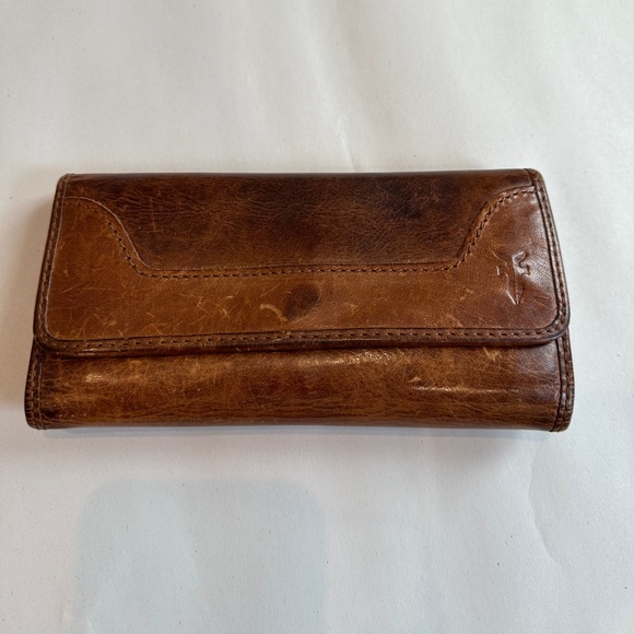 Frye Melissa Trifold Antique Leather Wallet - Picture 1 of 4